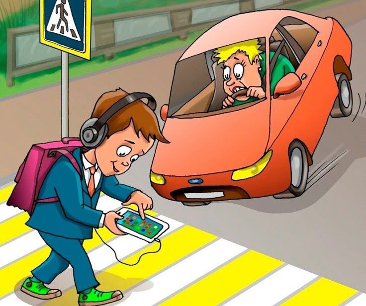 طلاب يقدمون الإذاعة المدرسية عن أهمية السلامة المرورية في طابور الصباح