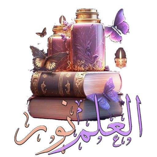 طلاب يقدمون الإذاعة المدرسية عن أهمية العلم في طابور الصباح المدرسي